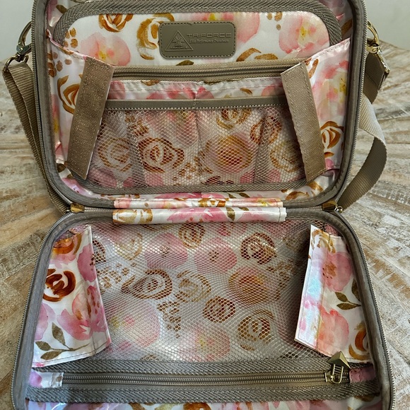 Triforce Savoir Collection Makeup Diamond Travel Beauty Case Dillard's QVC Gold - Picture 9 of 15